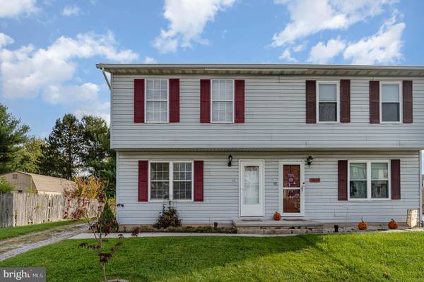 13 COURIER DR, Taneytown, MD 21787