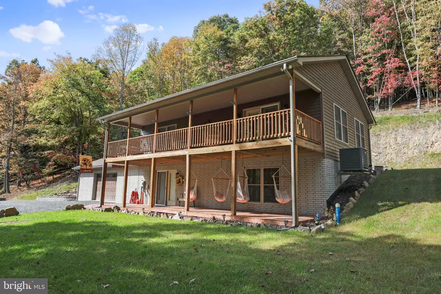 1601 S BRANCH MOUNTAIN RD, Moorefield, WV 26836