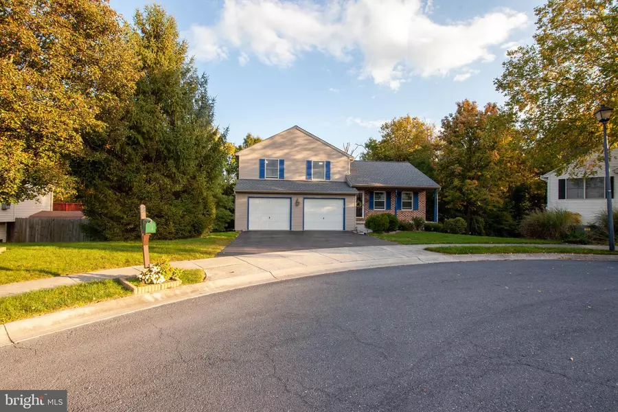 9 HAZELWOOD PATH, Mechanicsburg, PA 17050