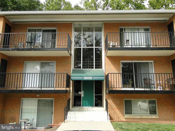 12658 DARA DR #203, Woodbridge, VA 22192