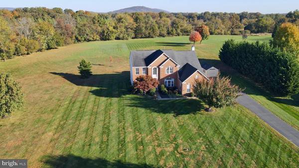 Round Hill, VA 20141,36402 DWYER CT