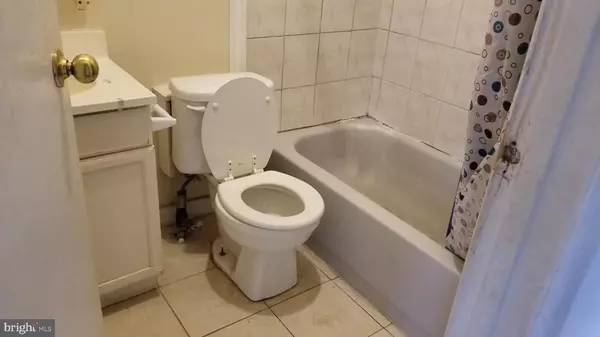 Philadelphia, PA 19140,3401 N FRONT ST