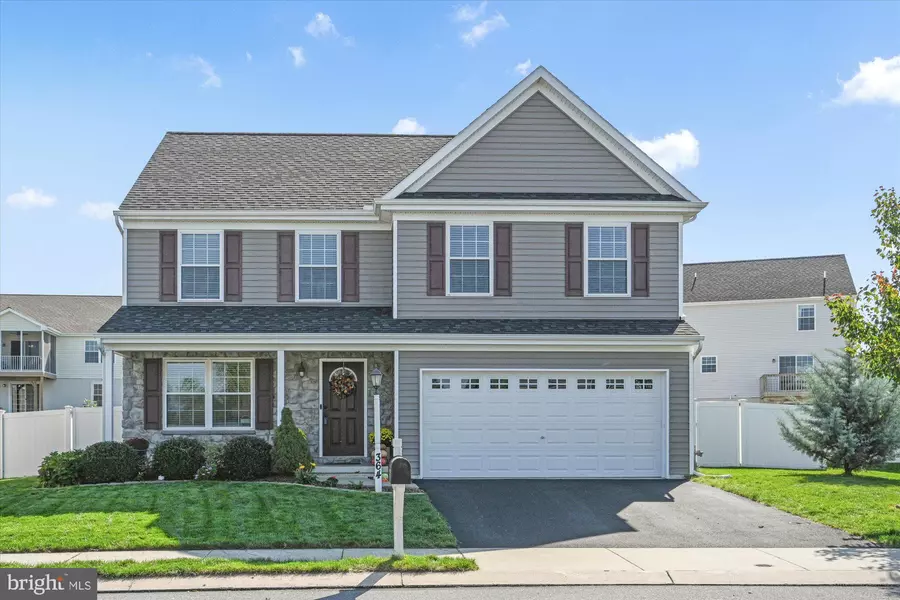 364 CEDAR HOLLOW, Manheim, PA 17545