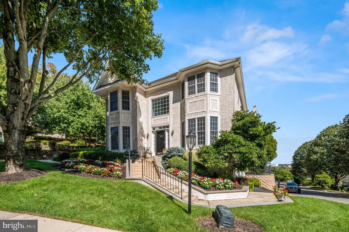 Conshohocken, PA 19428,102 MERION HILL LN