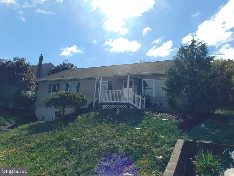 305 ROOSEVELT ST, Schuylkill Haven, PA 17972