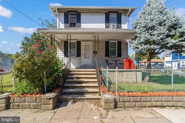 86 N BROAD ST, Penns Grove, NJ 08069