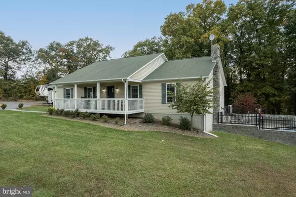 320 REDLAND RD, Cross Junction, VA 22625