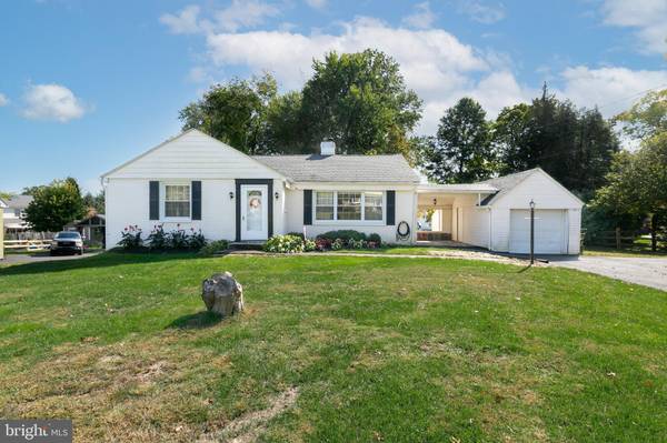 2437 LARKIN RD, Boothwyn, PA 19061