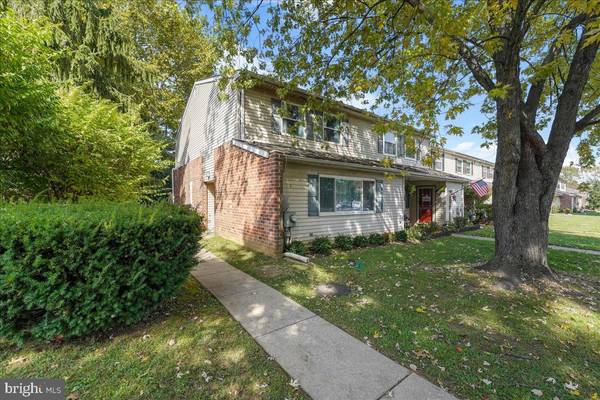 1 BRIGHTON CT, Downingtown, PA 19335