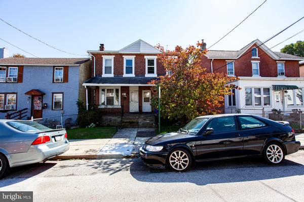 110 E WASHINGTON AVE, Clifton Heights, PA 19018