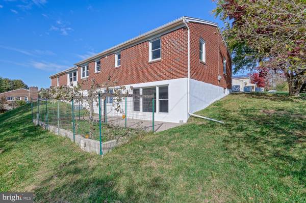 Harrisburg, PA 17112,5975 CLOVER RD