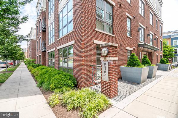 815 N PATRICK ST N #103, Alexandria, VA 22314