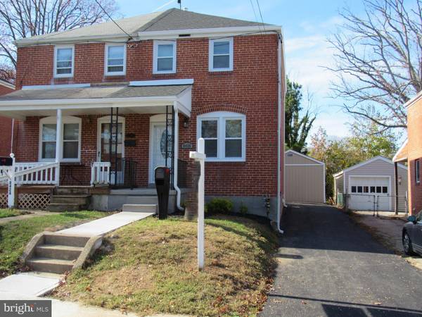 8426 OAKLEIGH RD, Parkville, MD 21234