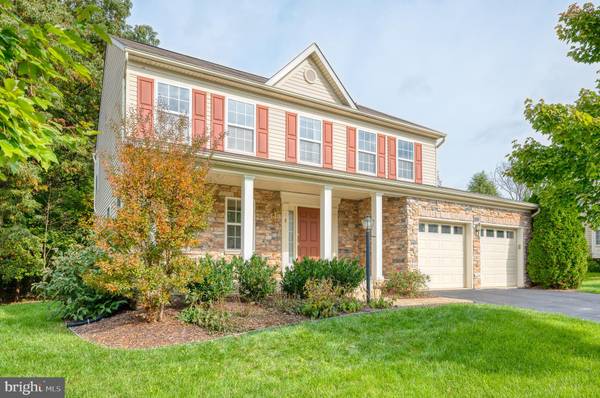 Rosedale, MD 21237,8 TURNING LEAF CT