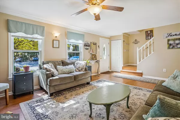 Burke, VA 22015,5807 SHANA PL