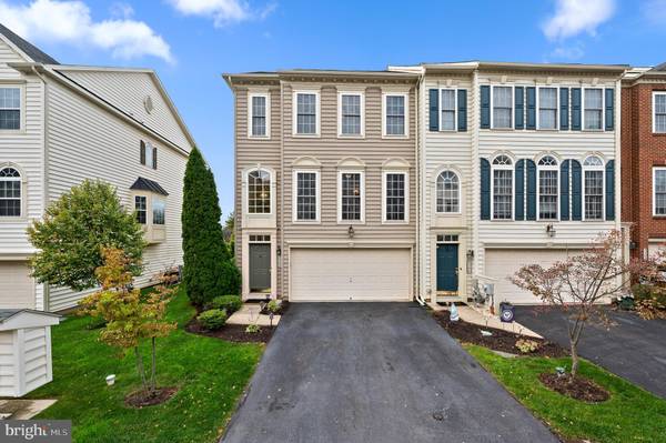 3305 ELLINGTON LN, Phoenixville, PA 19460