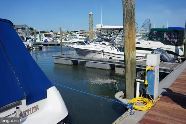 Wildwood, NJ 08260,5100 SHAWCREST RD #SLIP C-14