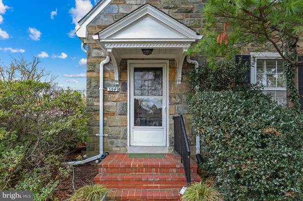 3549 S UTAH ST, Arlington, VA 22206