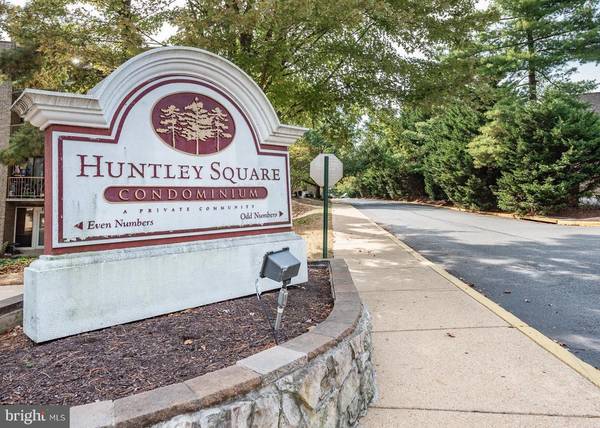 3334 HUNTLEY SQUARE DR #T, Temple Hills, MD 20748