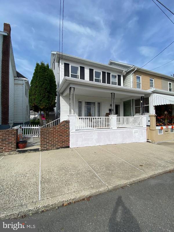 118 E LUDLOW ST, Summit Hill, PA 18250