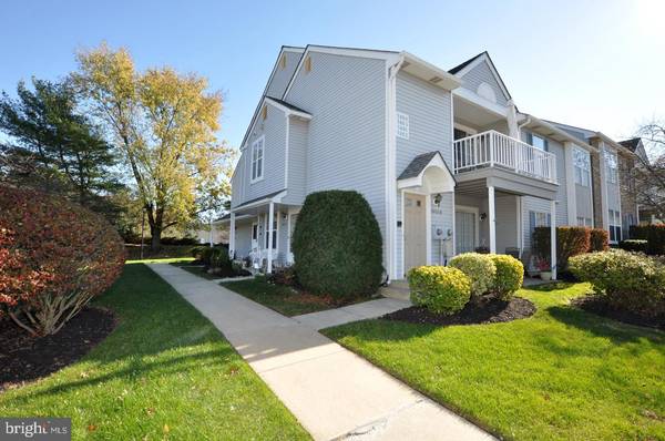 5801-A ADELAIDE DR, Mount Laurel, NJ 08054