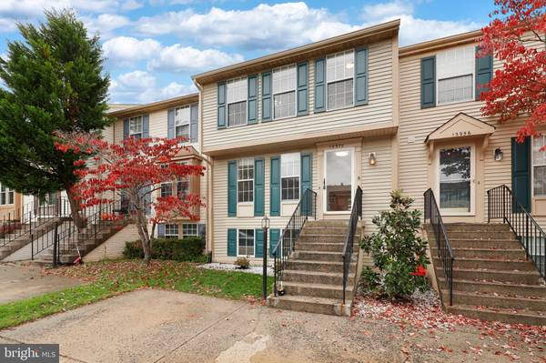 13958 WINDING RIDGE LN, Centreville, VA 20121