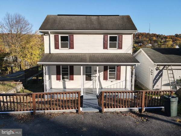 430 WILKES ST, Berkeley Springs, WV 25411