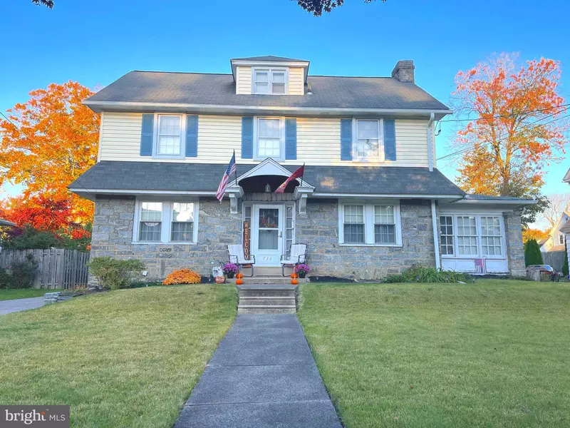 733 LINDALE AVE, Drexel Hill, PA 19026