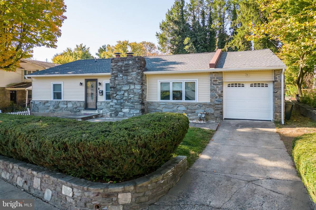 Elkins Park, PA 19027,776 JENKINTOWN RD