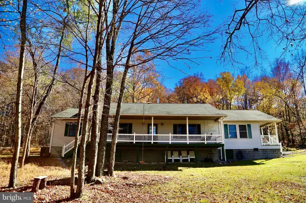 543 COYOTE RUN RD, Mathias, WV 26812