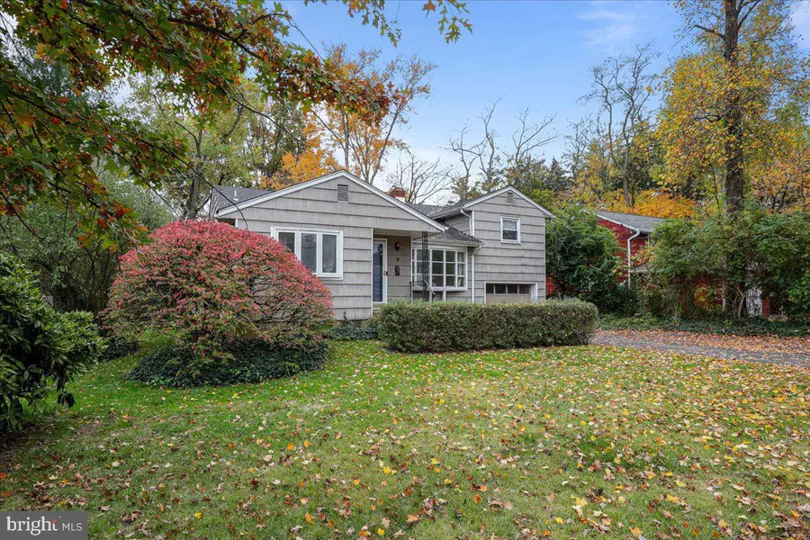 9 HORNOR LN, Princeton, NJ 08540