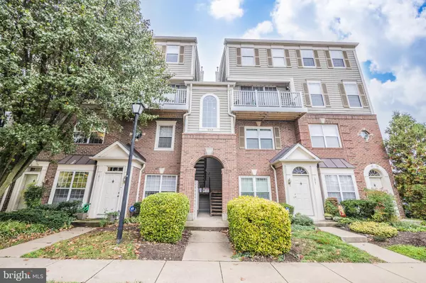 1809 KENWOOD AVE #304, Alexandria, VA 22302