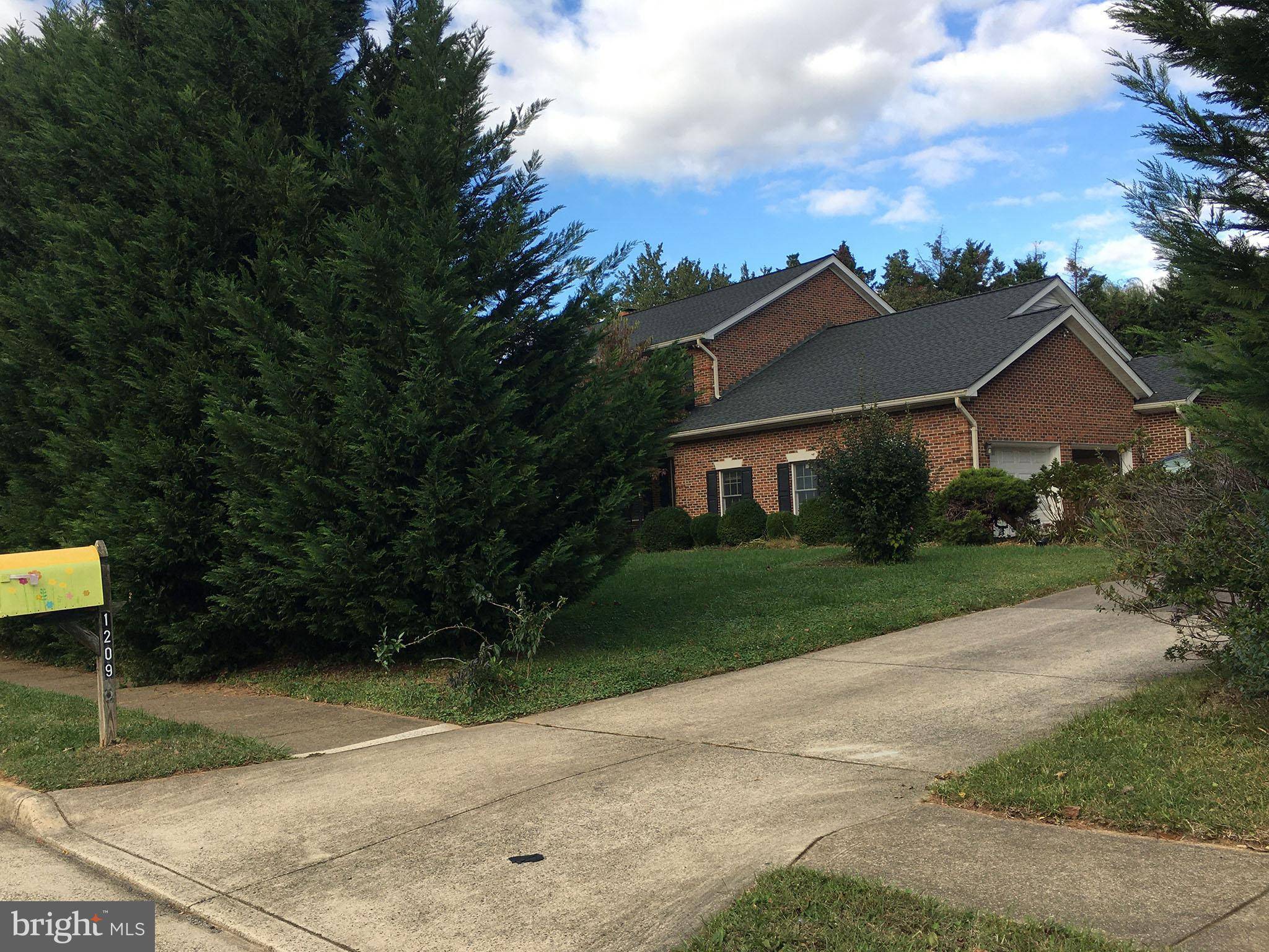 Mclean, VA 22102,1209 ARTNAUMAN CT