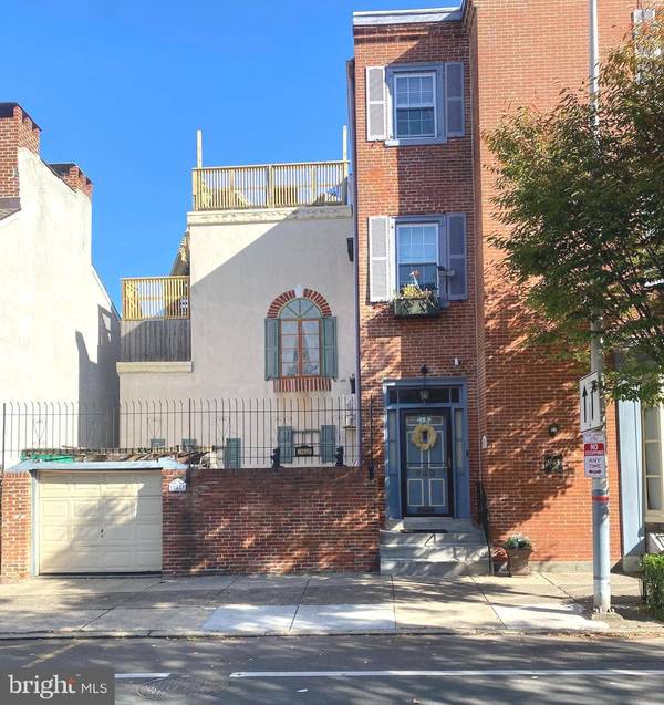 943 LOMBARD ST, Philadelphia, PA 19147