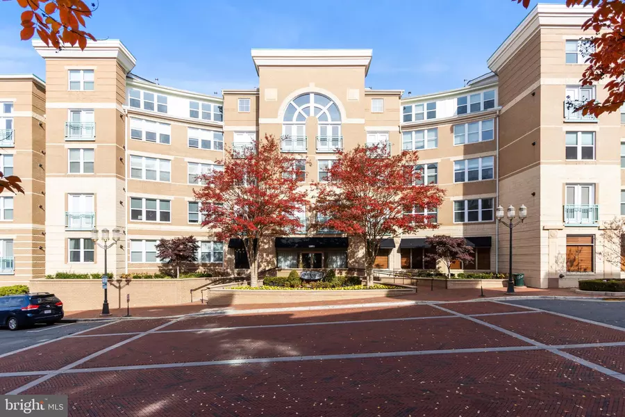 12000 MARKET ST #107, Reston, VA 20190