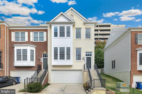 3309 THEODORE R HAGANS DR NE, Washington, DC 20018