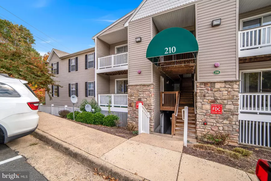 210 WILD OAK LN #210201, Stafford, VA 22554