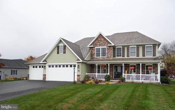 1689 WIND FLOWER ROAD, Chambersburg, PA 17202