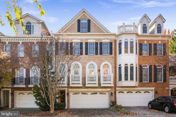 1822 FONTHILL CT, Mclean, VA 22102