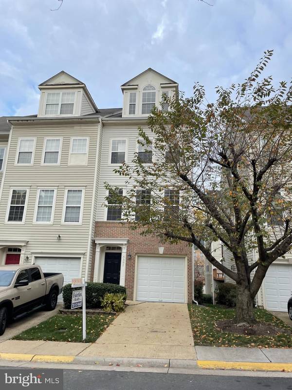 5307 ARAPAHO LN, Alexandria, VA 22312