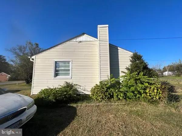 Fredericksburg, VA 22405,806 JETT ST