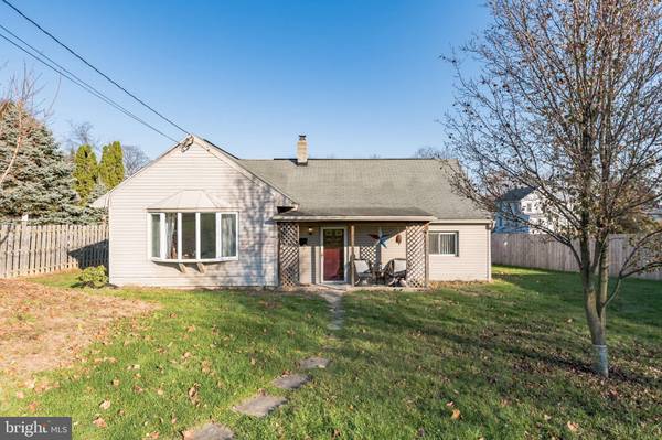 36 DETWILER AVE, Mount Joy, PA 17552