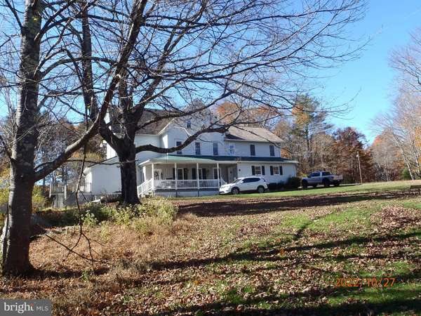 7178 SUMMIT FARM RD, Cresco, PA 18326