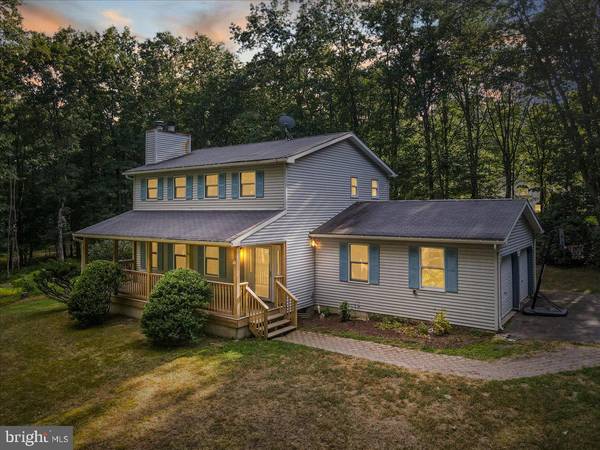 315 UPPER RIDGE DR, Effort, PA 18330