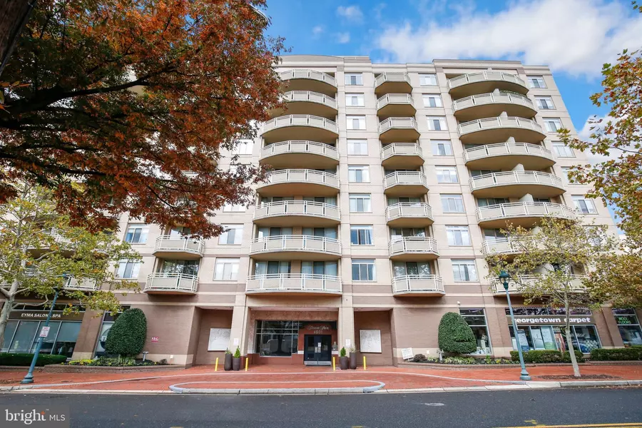 4801 FAIRMONT AVE #211, Bethesda, MD 20814