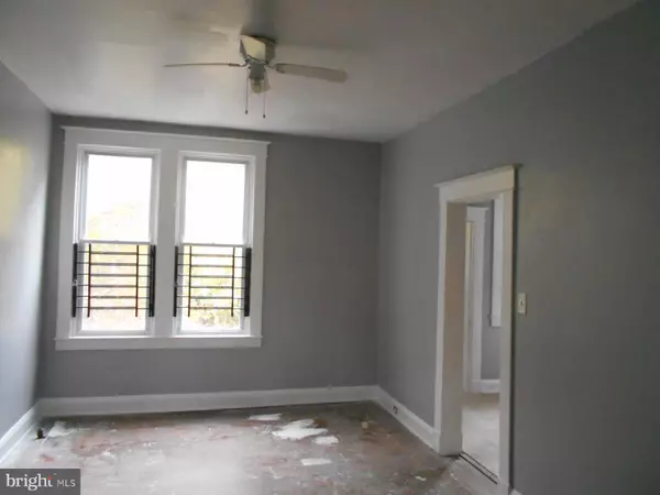 Baltimore, MD 21216,1015 N ROSEDALE ST
