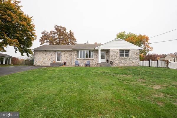 2995 LUTHERAN RD, Gilbertsville, PA 19525