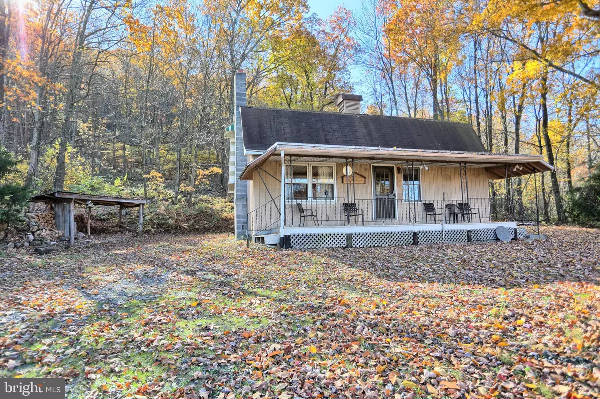 Thompsontown, PA 17094,231 WILD AREA LN