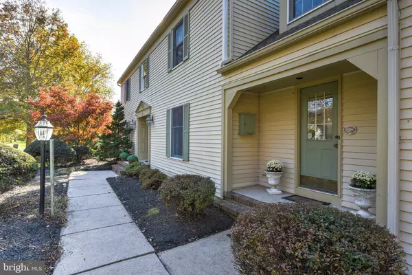 Princeton Junction, NJ 08550,3 BRIARWOOD CT