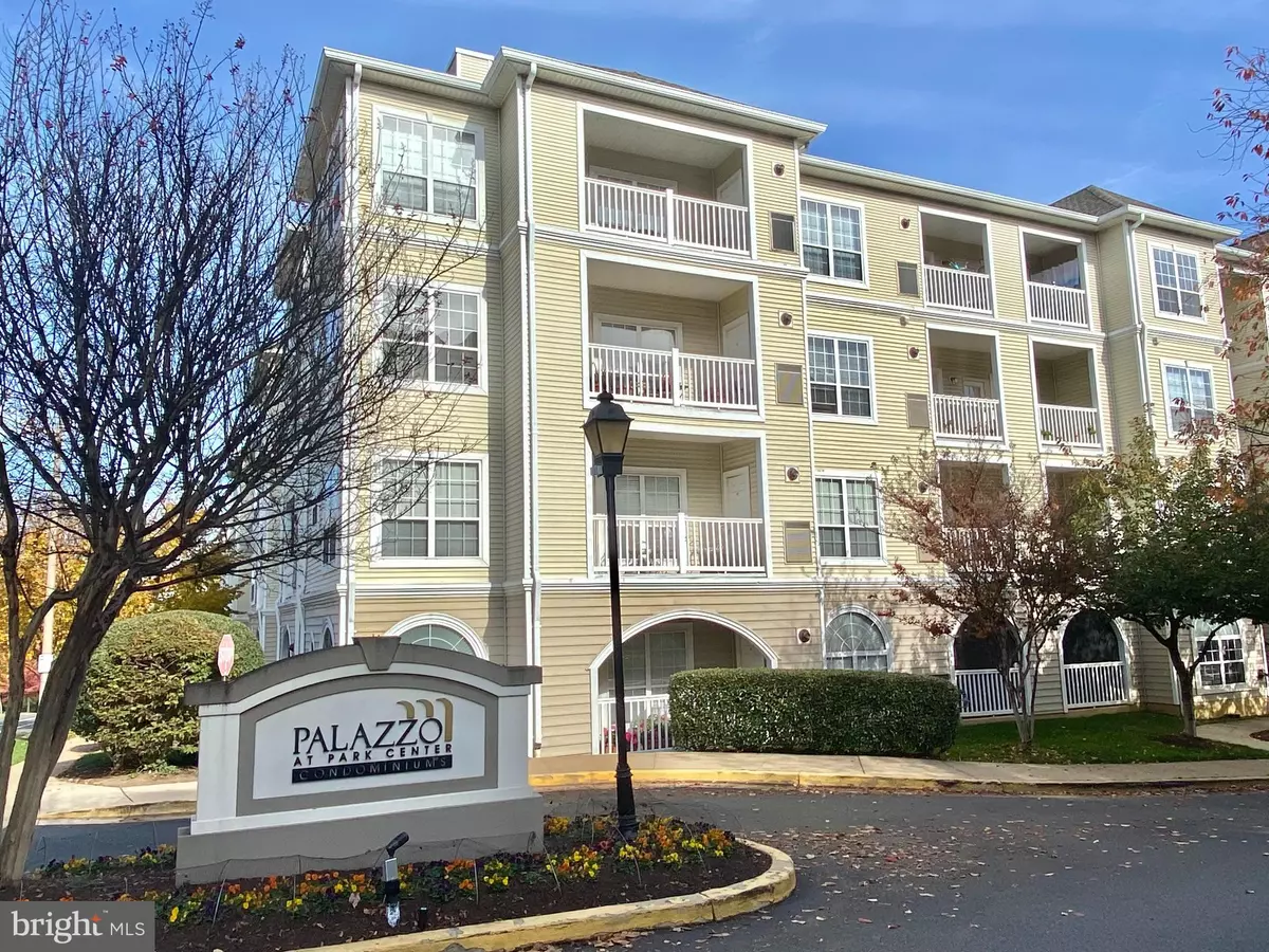 Alexandria, VA 22311,4551 STRUTFIELD LN #4425